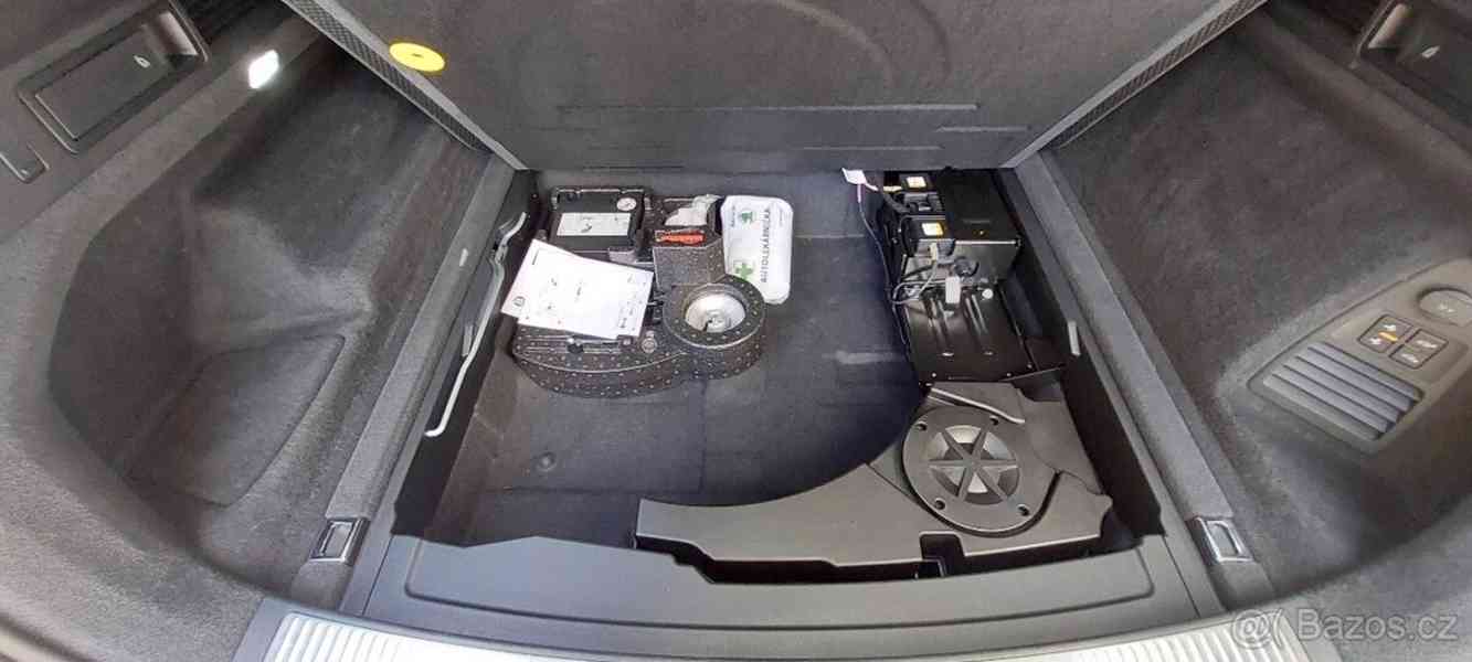 Volkswagen Touareg 3,0 V6 TDI - foto 11