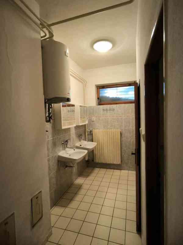 Chata (360 m2), Vápenky, Nová Lhota, okr. Hodonín - foto 9