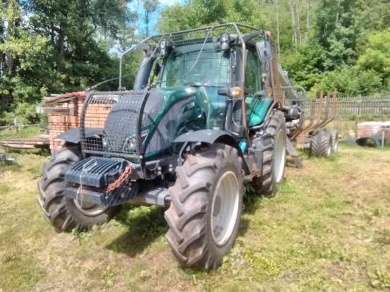 Lesnický traktor Valtra N134 + Vlek Kesla 102ND s hydra.ruko - foto 1