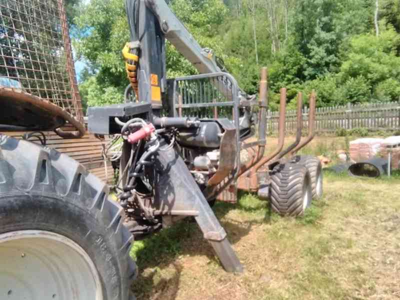 Lesnický traktor Valtra N134 + Vlek Kesla 102ND s hydra.ruko - foto 3