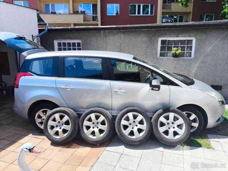 Peugeot 5008 1,6   r. výr 2010,nafta - Hdi, - foto 2