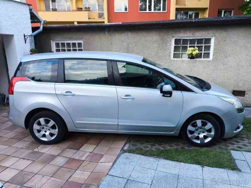 Peugeot 5008 1,6   r. výr 2010,nafta - Hdi, - foto 3