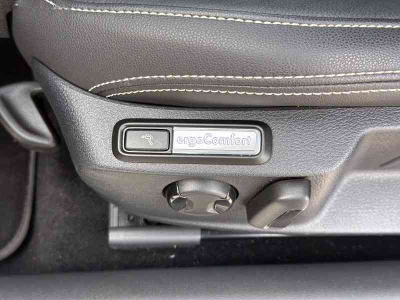VW Passat B8 Facelift 2020,2.0TDi,110,TZ,IQ Light  - foto 22