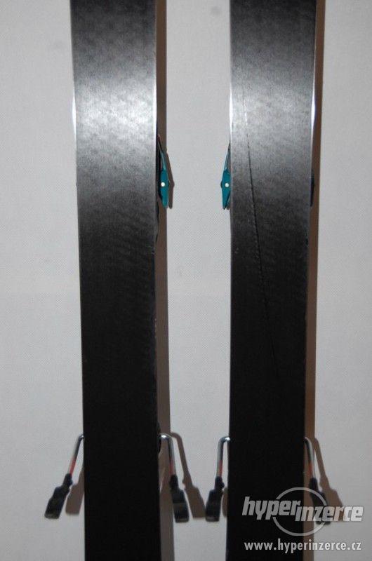 Carvingové lyže Volkl Racetiger UVO SL 16/17 - foto 8