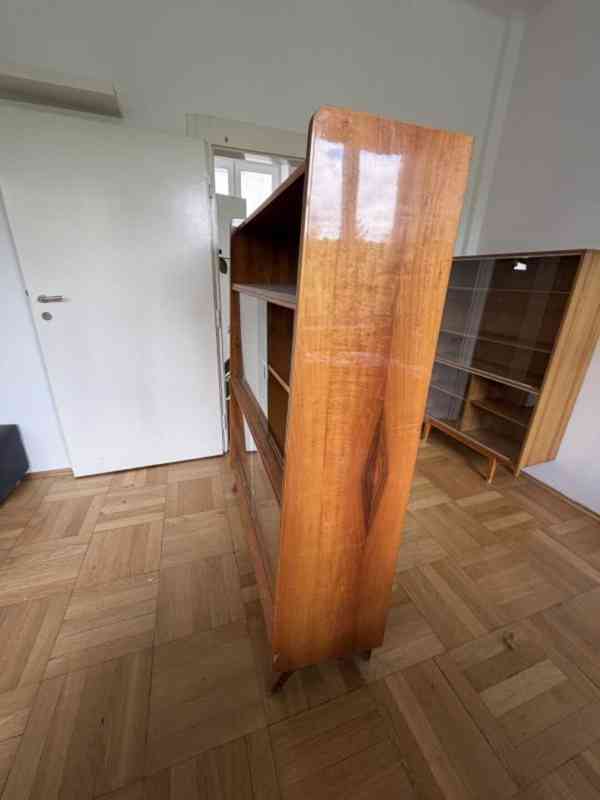 Prosklená knihovna Brusel - foto 3