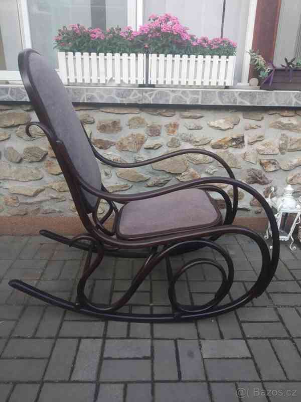 Houpací křeslo Thonet. - foto 2