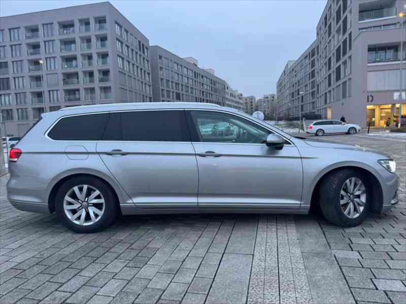 Volkswagen Passat 2,0   b8 - foto 8