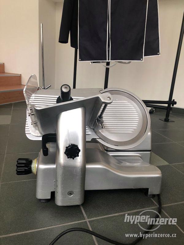 Nářezák / nářezový stroj Manconi - 300 IM - foto 1