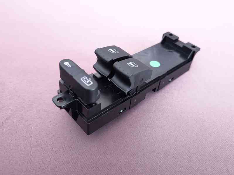 Nový ORIGIN. Škoda OCTAVIA I spínač ovládání oken 1J3959857A - foto 2