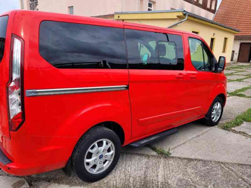 Ford Tourneo Custom 2,2   RV 2014, 163 000 Km - foto 4