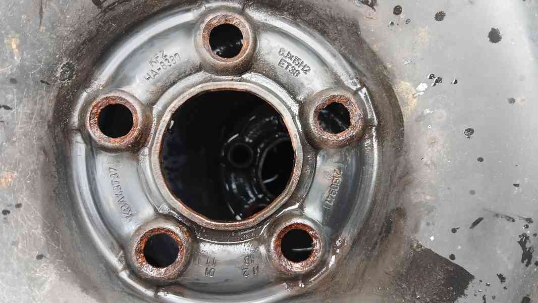 Celá kola na VW Golf IV  - foto 1