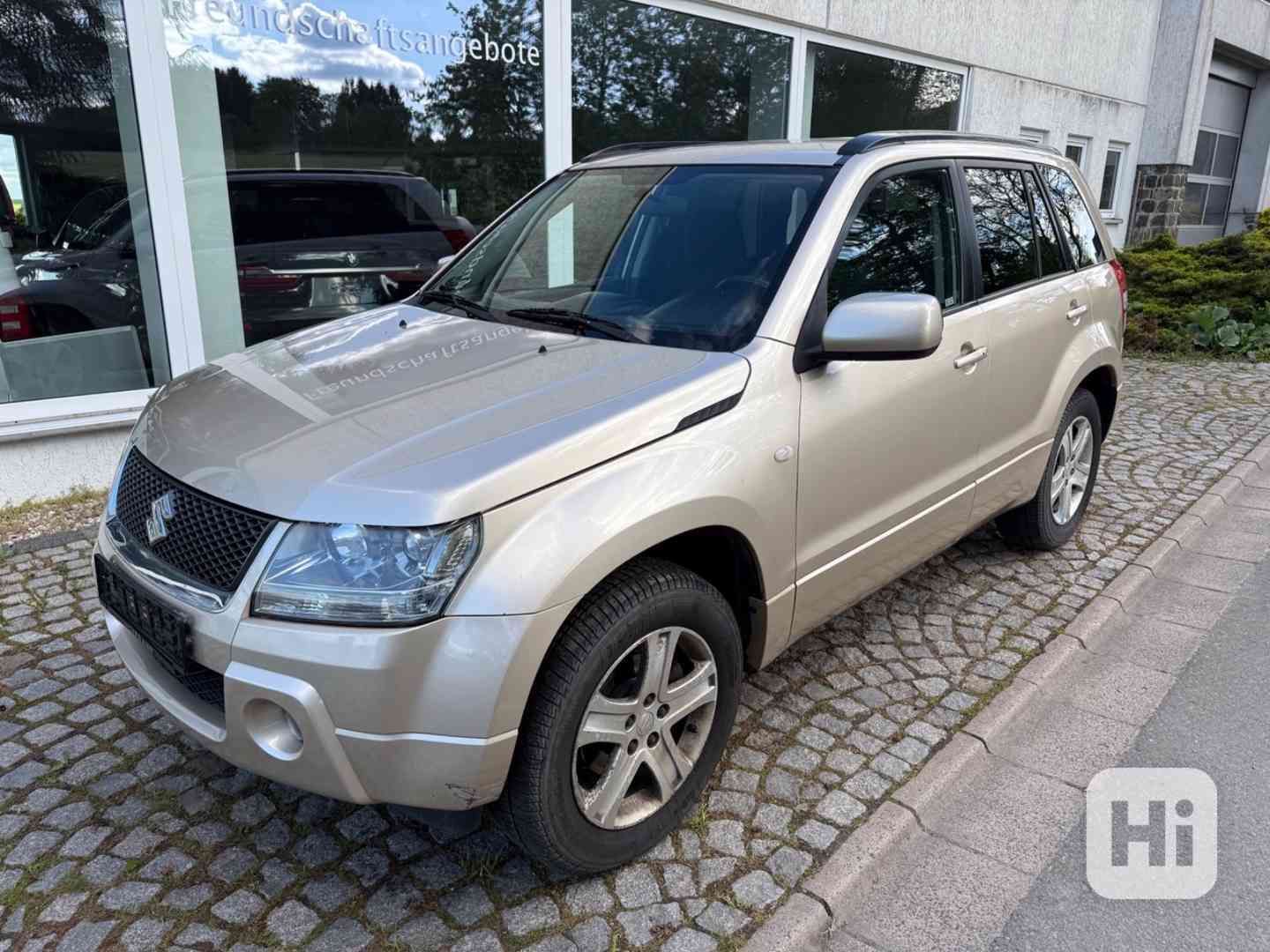 Suzuki Grand Vitara 2.0i Comfort benzín 103kw - foto 1