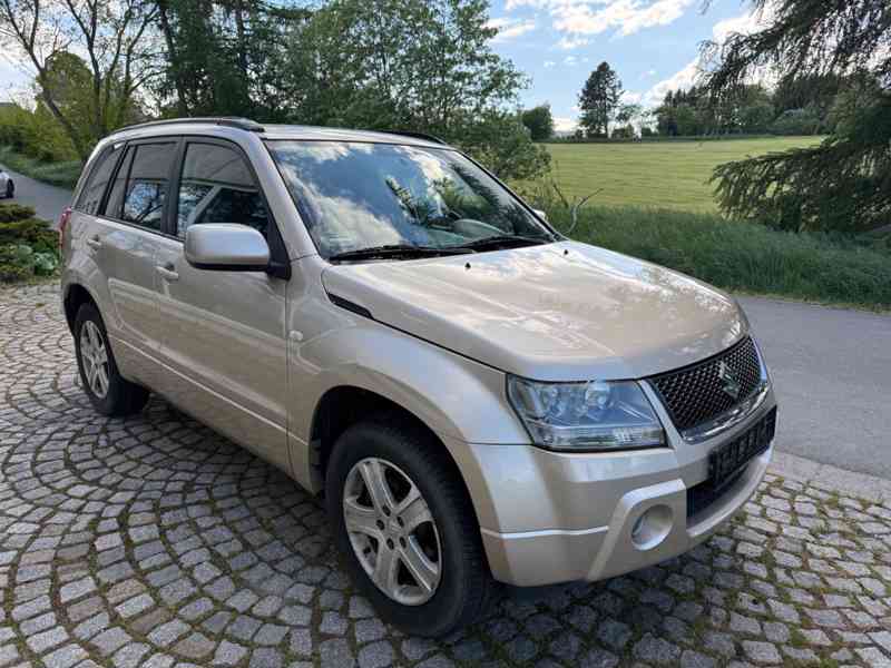 Suzuki Grand Vitara 2.0i Comfort benzín 103kw - foto 2