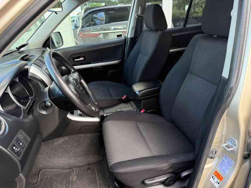 Suzuki Grand Vitara 2.0i Comfort benzín 103kw - foto 5