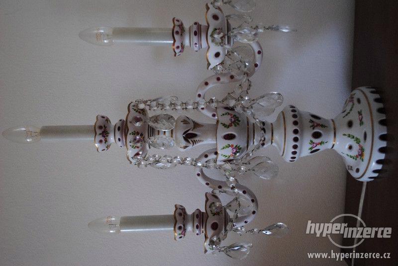 Lustr, stojací a nástěnná lampa z růžového porcelánu - foto 5