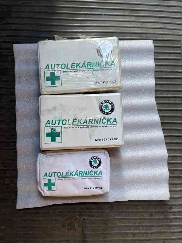 Autolékárna - originál příslušenství ŠKODA 3ks - foto 1
