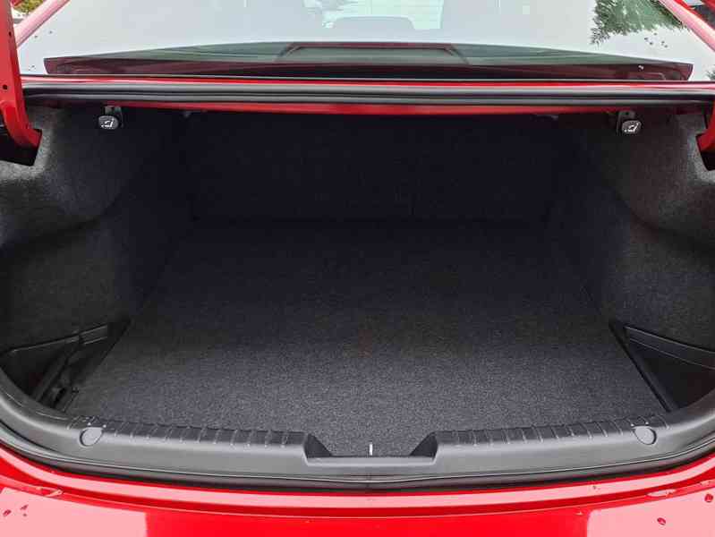 Mazda 6 2.0 SKYACTIV-G Sports-Line benzín 121kw - foto 6