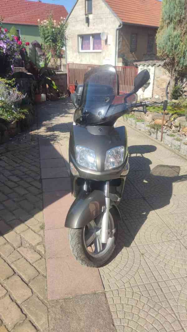 Yamaha Versity 300 - foto 3