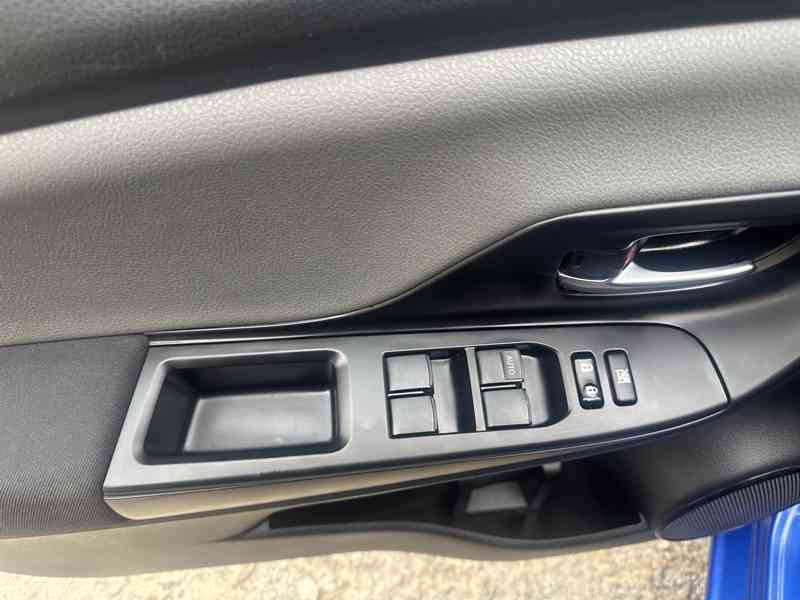 Toyota Yaris 1.5 Hybrid 74kW/1Maj/Kamera - foto 11