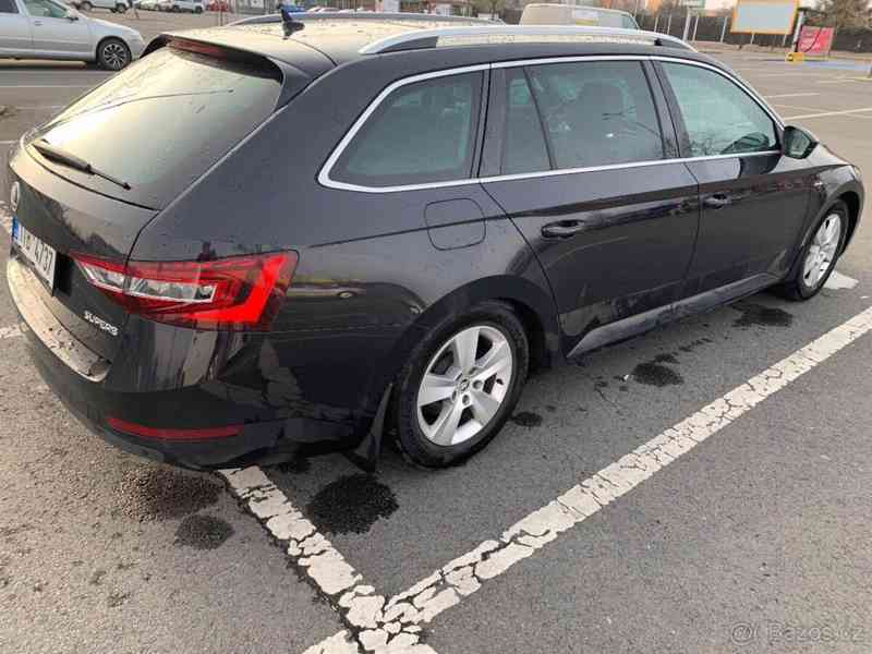 Škoda Superb 2,0 TDI 110kW L&K Combi DSG  TDi - foto 11