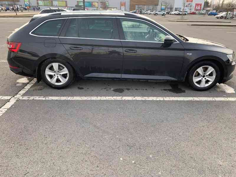 Škoda Superb 2,0 TDI 110kW L&K Combi DSG  TDi - foto 12