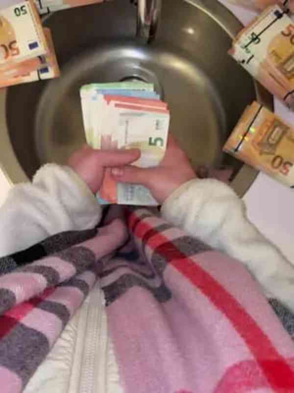 BANK NOTES  - foto 2