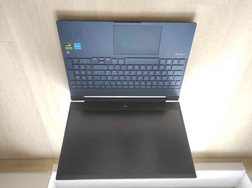 Prodávam herní laptop HP Victus 15,6 - foto 2