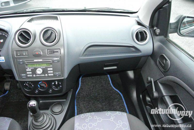 Ford Fiesta 1.3, benzín, r.v. 2006, STK, centrál, klima - foto 28