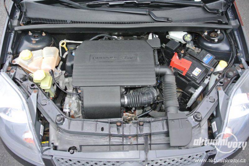 Ford Fiesta 1.3, benzín, r.v. 2006, STK, centrál, klima - foto 30