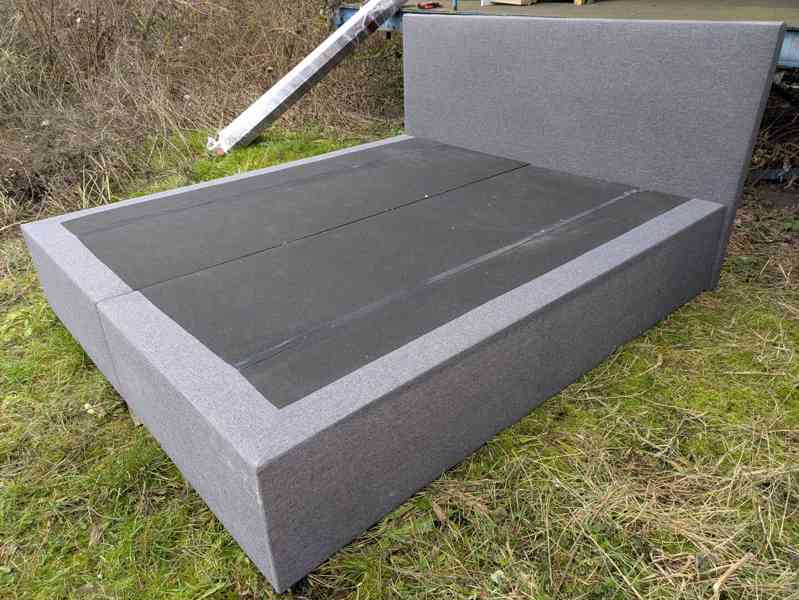 Vysoká čalouněná manželská postel BOXSPRING - 200x180cm - foto 5