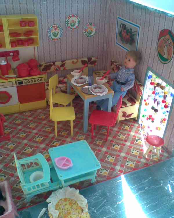 Retro zařízený domeček - foto 5