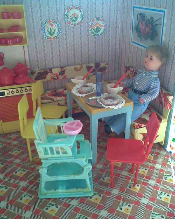 Retro zařízený domeček - foto 6