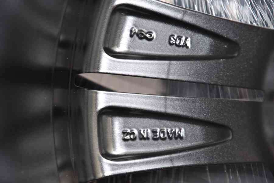 NOVÁ zimní Alu sada Škoda Karoq/S.Ateca 215/50R18,DOT 4425 - foto 12