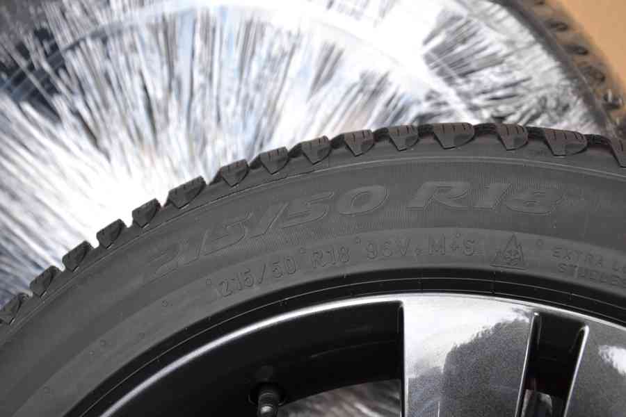 NOVÁ zimní Alu sada Škoda Karoq/S.Ateca 215/50R18,DOT 4425 - foto 7