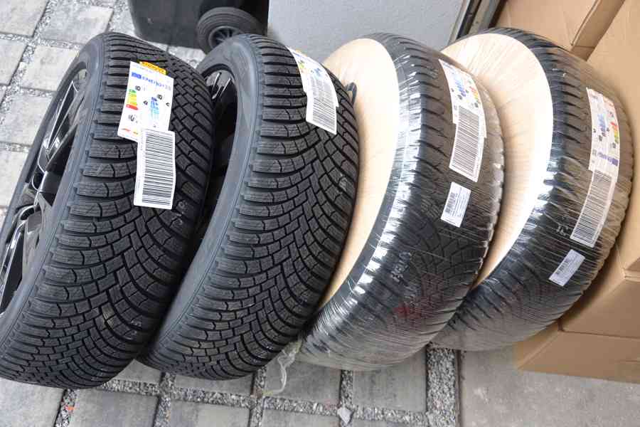 NOVÁ zimní Alu sada Škoda Karoq/S.Ateca 215/50R18,DOT 4425 - foto 16