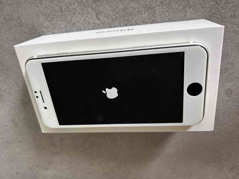 Apple Iphone SE bílý pěkný stav + sklo a obal flip - foto 3