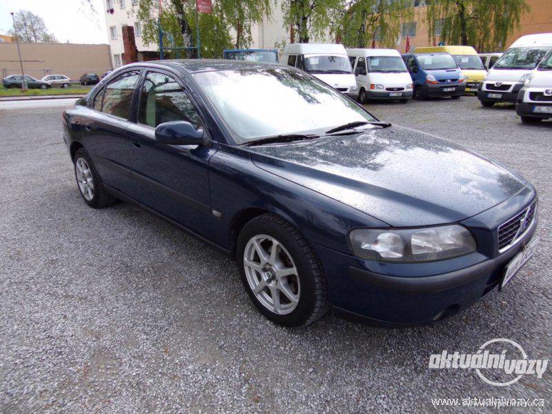 Volvo S60 2.4, benzín,  2000, el. okna, STK, centrál, klima - foto 1