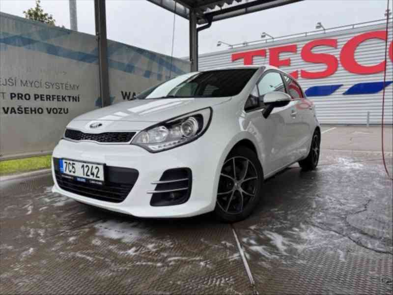 Kia Rio 1,4   CVVT 6q manuál - foto 3