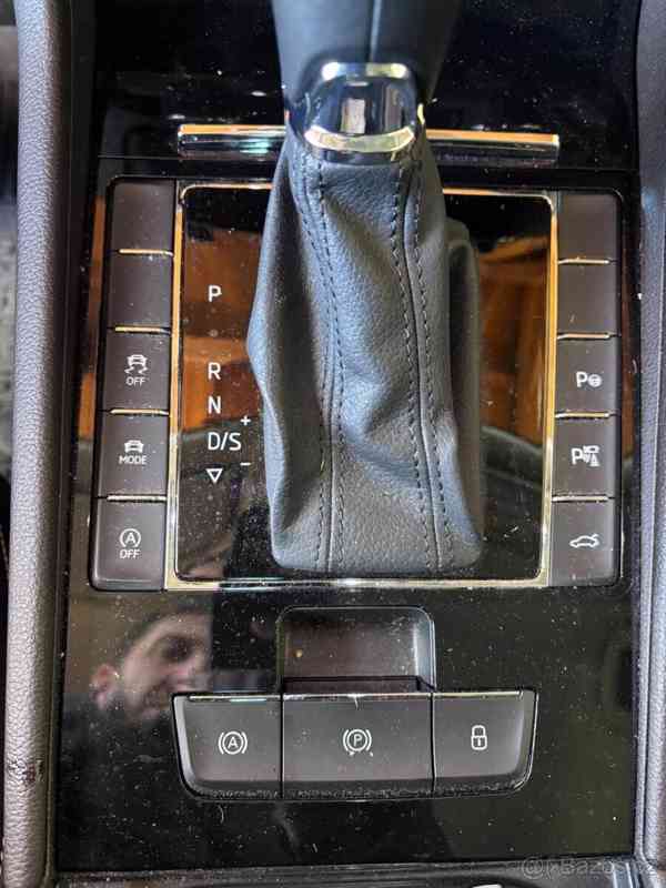 Škoda Superb 2,0   TDi,ČR,L&K,DSG,LED - foto 3