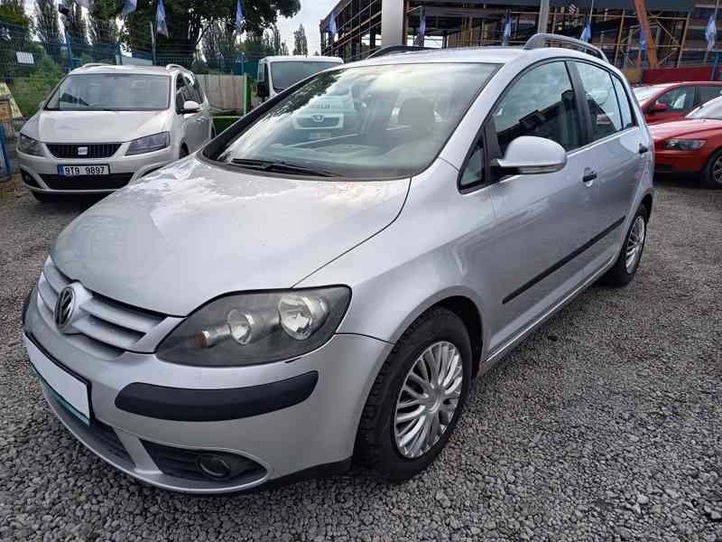 VOLKSWAGEN Golf Plus 1, 6i Comfortline 75kw - foto 6
