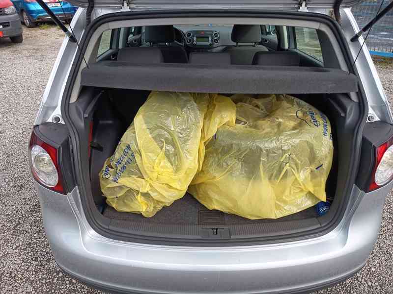 VOLKSWAGEN Golf Plus 1, 6i Comfortline 75kw - foto 22