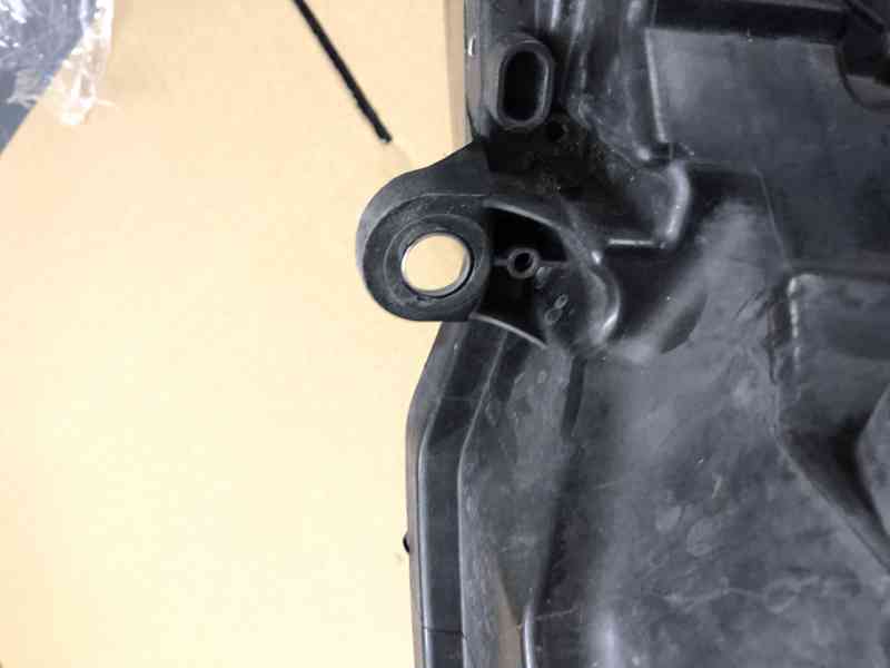 xenon vw touareg pravy predni svetlo prave 14-19 - foto 31