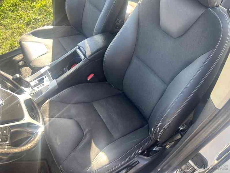 Volvo XC60 2,0   s naftovým motorem D3 - foto 19