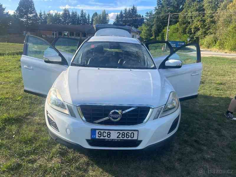 Volvo XC60 2,0   s naftovým motorem D3 - foto 1