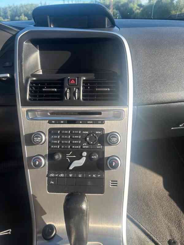Volvo XC60 2,0   s naftovým motorem D3 - foto 15