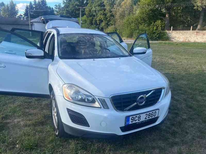 Volvo XC60 2,0   s naftovým motorem D3 - foto 6