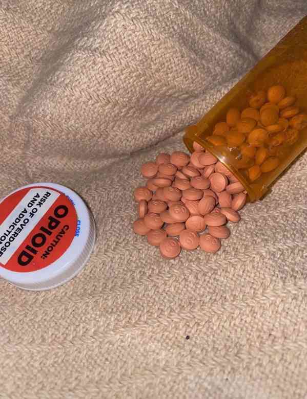 Koupit ADDERALL,ROHYPNOL,TRAMADOL,OXYKODON,OXYCOTIN a dalsi  - foto 2