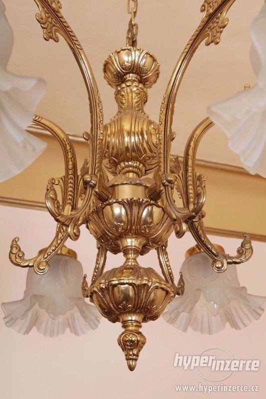 Mosazný lustr ve stylu Ludvíka XV. - foto 2
