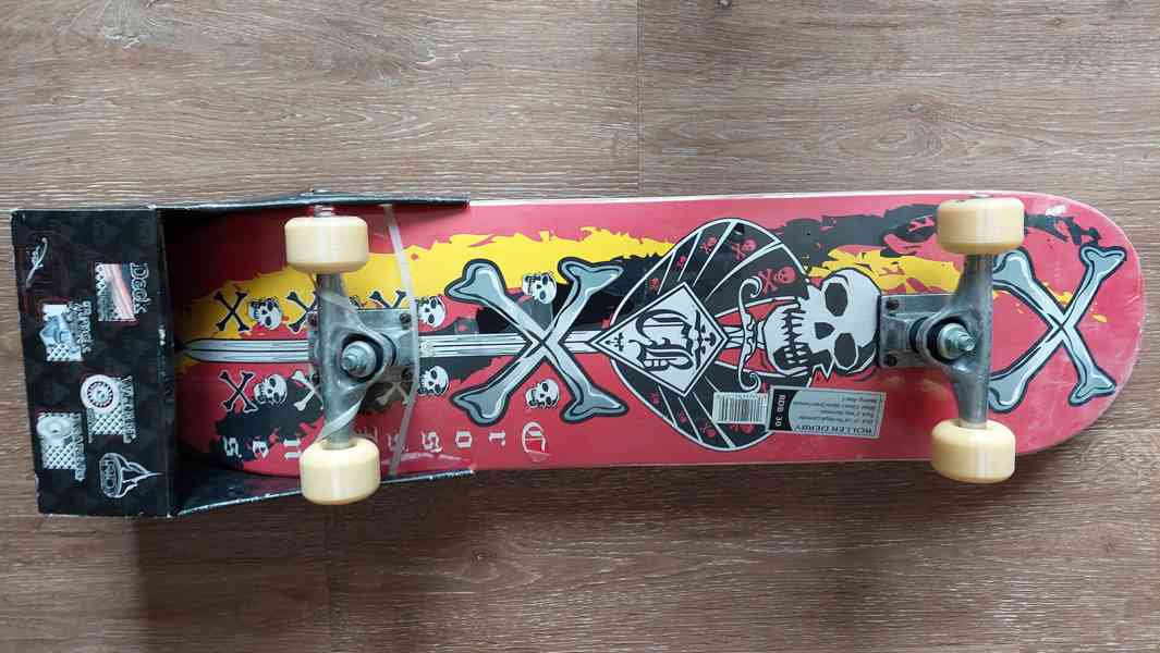 Nejetý skateboard - foto 3