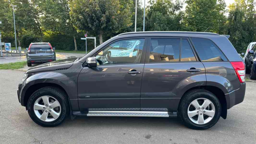 Suzuki Grand Vitara 2.4i Comfort benzín 124kw - foto 18